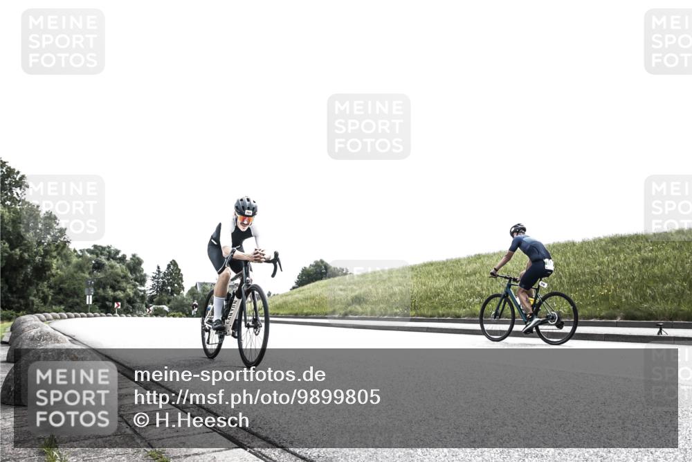 21.06.2026 - 29. Vierlanden-Triathlon H.Heesch http://msf.ph/oto/9899805 21.06.2026 11:42:48 Radfahren 632, 633, 701, 757 meine-sportfotos.de
