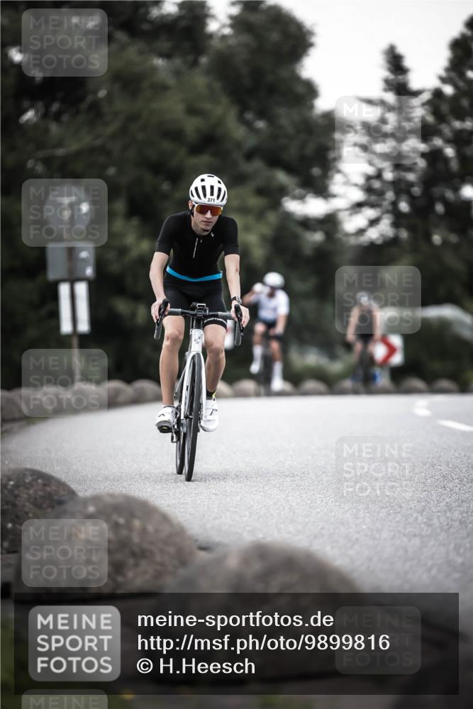 21.06.2026 - 29. Vierlanden-Triathlon H.Heesch http://msf.ph/oto/9899816 21.06.2026 10:08:08 Radfahren 38, 80, 371, 373 meine-sportfotos.de