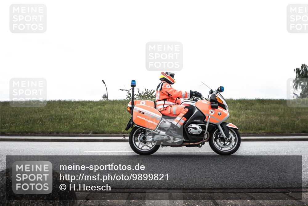 21.06.2026 - 29. Vierlanden-Triathlon H.Heesch http://msf.ph/oto/9899821 21.06.2026 11:52:15 Radfahren 805, 810 meine-sportfotos.de