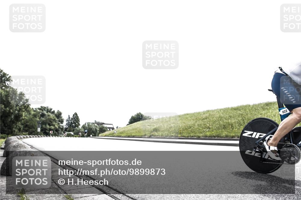 21.06.2026 - 29. Vierlanden-Triathlon H.Heesch http://msf.ph/oto/9899873 21.06.2026 11:44:07 Radfahren 822 meine-sportfotos.de