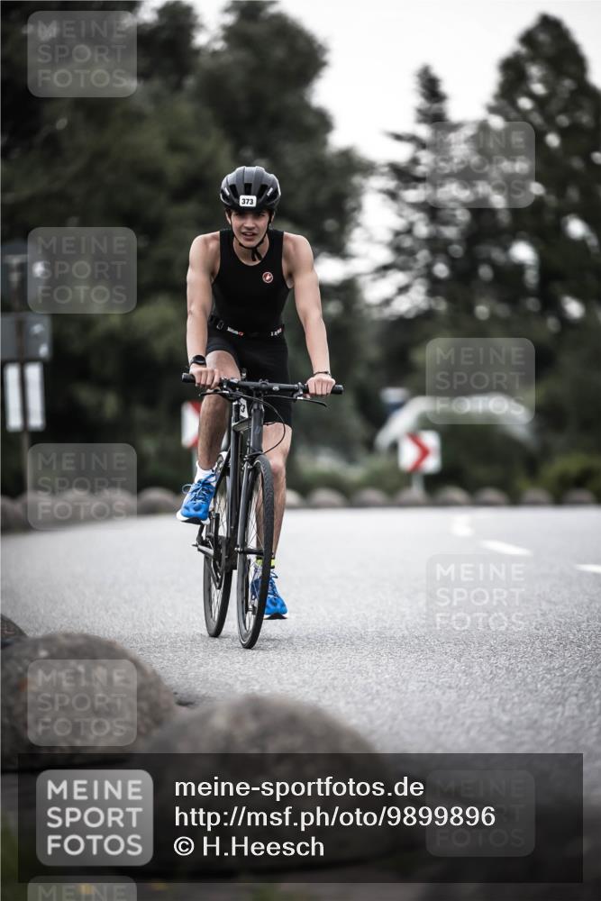 21.06.2026 - 29. Vierlanden-Triathlon H.Heesch http://msf.ph/oto/9899896 21.06.2026 10:08:13 Radfahren 38, 373 meine-sportfotos.de