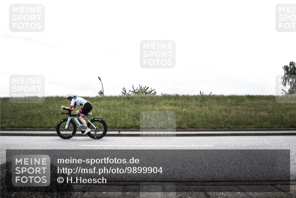 21.06.2026 - 29. Vierlanden-Triathlon H.Heesch http://msf.ph/oto/9899904 21.06.2026 11:53:46 Radfahren 289, 737, 761, 844 meine-sportfotos.de
