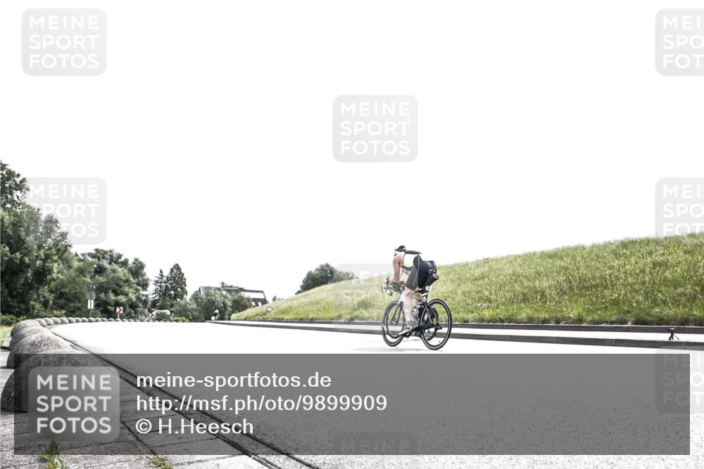 21.06.2026 - 29. Vierlanden-Triathlon H.Heesch http://msf.ph/oto/9899909 21.06.2026 11:44:46 Radfahren 101 meine-sportfotos.de