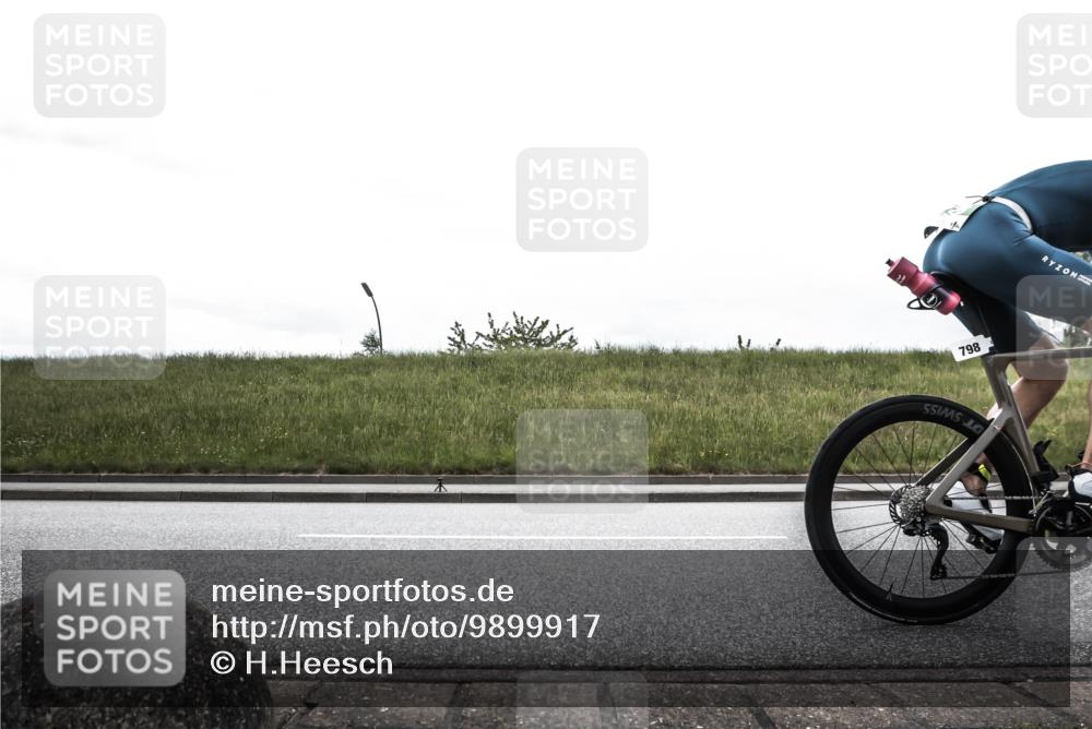 21.06.2026 - 29. Vierlanden-Triathlon H.Heesch http://msf.ph/oto/9899917 21.06.2026 11:54:16 Radfahren 91, 266, 798, 807, 892 meine-sportfotos.de