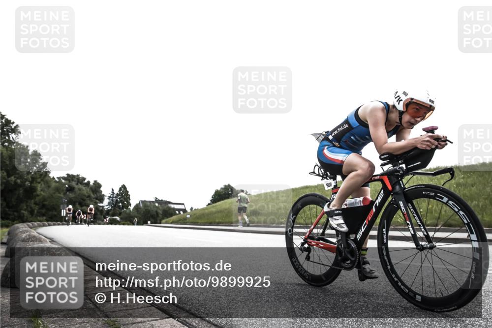 21.06.2026 - 29. Vierlanden-Triathlon H.Heesch http://msf.ph/oto/9899925 21.06.2026 12:34:21 Radfahren 990, 991, 997, 1010 meine-sportfotos.de