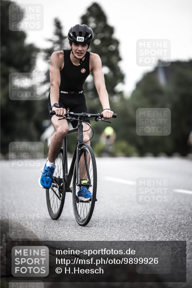 21.06.2026 - 29. Vierlanden-Triathlon H.Heesch http://msf.ph/oto/9899926 21.06.2026 10:08:14 Radfahren 38, 345, 373 meine-sportfotos.de