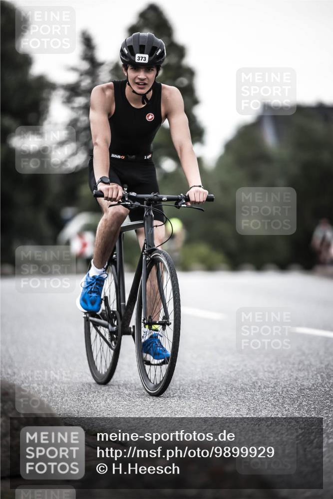 21.06.2026 - 29. Vierlanden-Triathlon H.Heesch http://msf.ph/oto/9899929 21.06.2026 10:08:14 Radfahren 38, 345, 373 meine-sportfotos.de