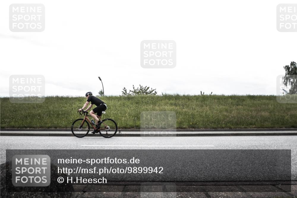 21.06.2026 - 29. Vierlanden-Triathlon H.Heesch http://msf.ph/oto/9899942 21.06.2026 11:54:51 Radfahren 766, 773, 901 meine-sportfotos.de