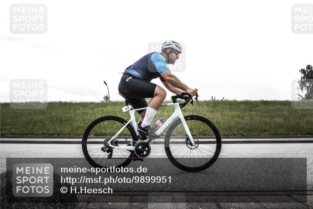 21.06.2026 - 29. Vierlanden-Triathlon H.Heesch http://msf.ph/oto/9899951 21.06.2026 11:55:18 Radfahren 723, 767, 803 meine-sportfotos.de