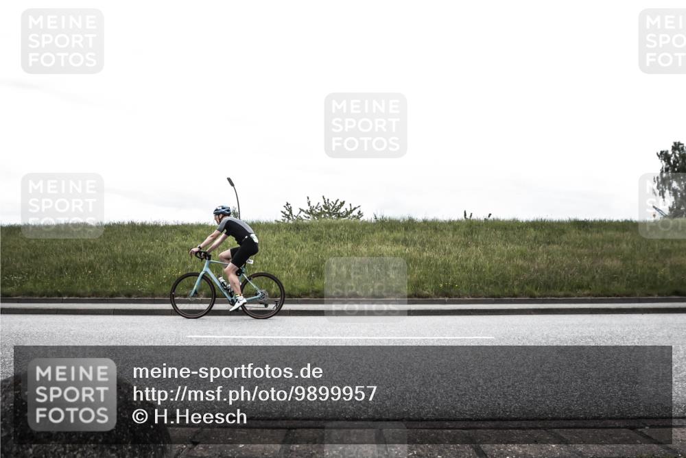 21.06.2026 - 29. Vierlanden-Triathlon H.Heesch http://msf.ph/oto/9899957 21.06.2026 11:55:24 Radfahren 221, 225, 680, 723, 767, 781, 803, 811, 835, 863 meine-sportfotos.de