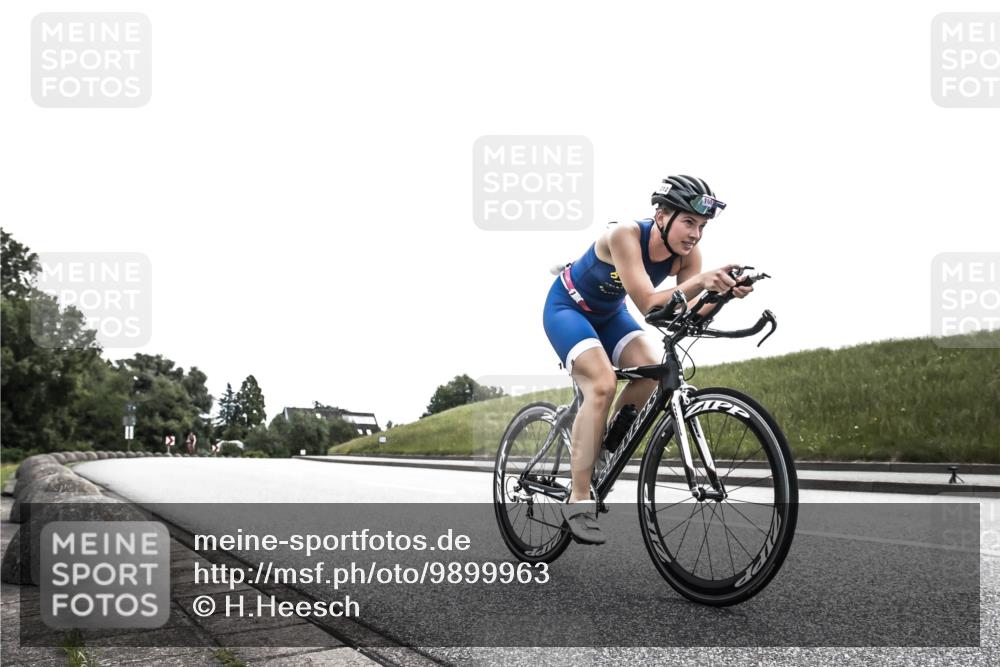 21.06.2026 - 29. Vierlanden-Triathlon H.Heesch http://msf.ph/oto/9899963 21.06.2026 12:35:41 Radfahren 1012 meine-sportfotos.de