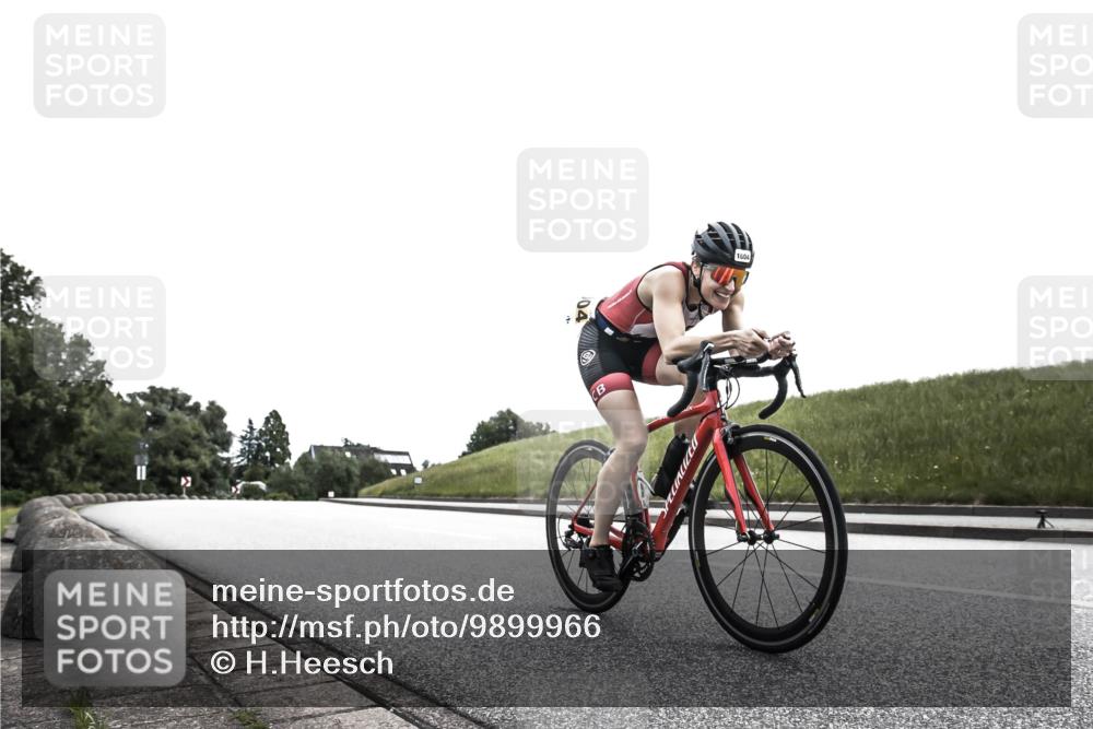 21.06.2026 - 29. Vierlanden-Triathlon H.Heesch http://msf.ph/oto/9899966 21.06.2026 12:35:47 Radfahren 1004 meine-sportfotos.de