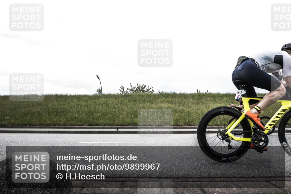 21.06.2026 - 29. Vierlanden-Triathlon H.Heesch http://msf.ph/oto/9899967 21.06.2026 11:55:30 Radfahren 221, 225, 680, 781, 811, 835, 863, 893 meine-sportfotos.de