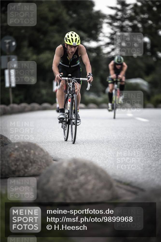 21.06.2026 - 29. Vierlanden-Triathlon H.Heesch http://msf.ph/oto/9899968 21.06.2026 10:08:21 Radfahren 34, 131, 345 meine-sportfotos.de