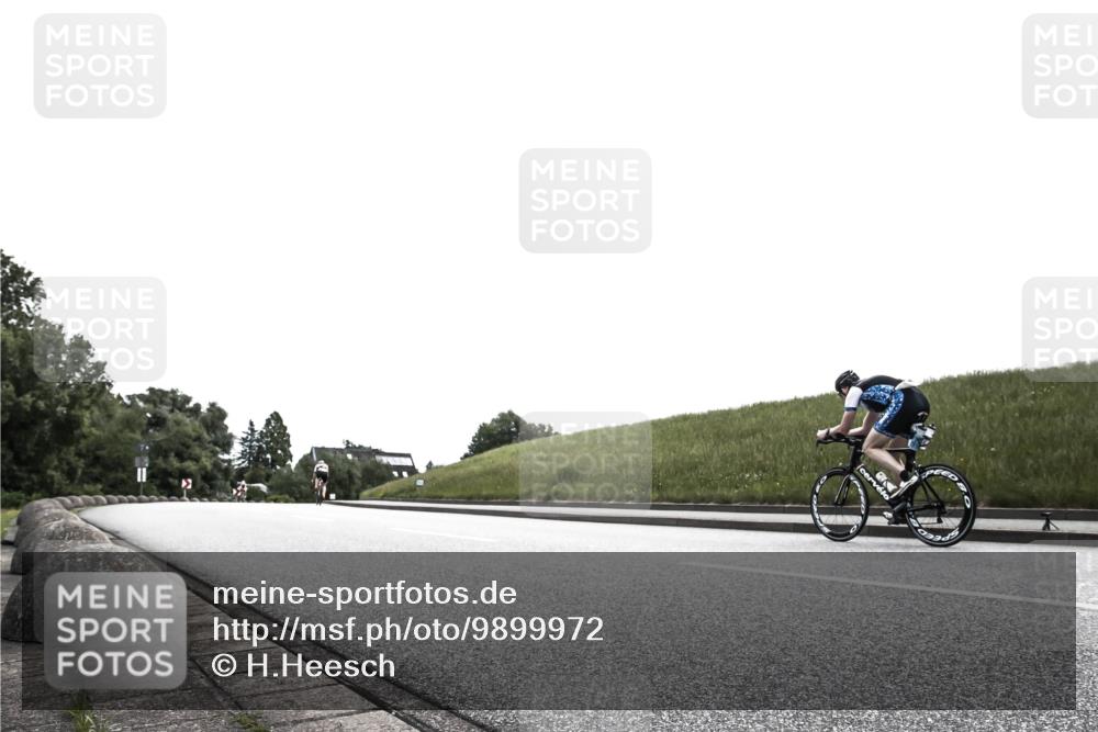 21.06.2026 - 29. Vierlanden-Triathlon H.Heesch http://msf.ph/oto/9899972 21.06.2026 12:36:05 Radfahren 854 meine-sportfotos.de