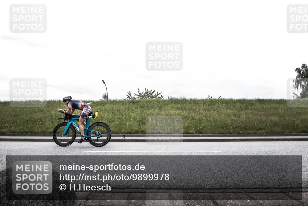 21.06.2026 - 29. Vierlanden-Triathlon H.Heesch http://msf.ph/oto/9899978 21.06.2026 11:55:35 Radfahren 811, 835, 893 meine-sportfotos.de