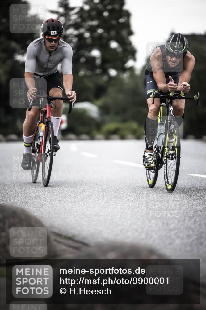 21.06.2026 - 29. Vierlanden-Triathlon H.Heesch http://msf.ph/oto/9900001 21.06.2026 10:08:22 Radfahren 34, 131, 345 meine-sportfotos.de