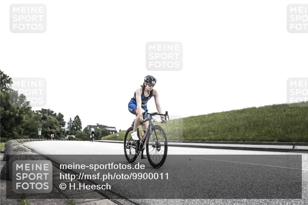 21.06.2026 - 29. Vierlanden-Triathlon H.Heesch http://msf.ph/oto/9900011 21.06.2026 12:36:44 Radfahren 754, 766, 987 meine-sportfotos.de