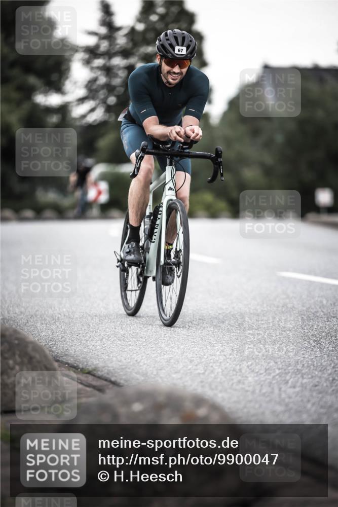 21.06.2026 - 29. Vierlanden-Triathlon H.Heesch http://msf.ph/oto/9900047 21.06.2026 10:08:31 Radfahren 67, 173, 358 meine-sportfotos.de