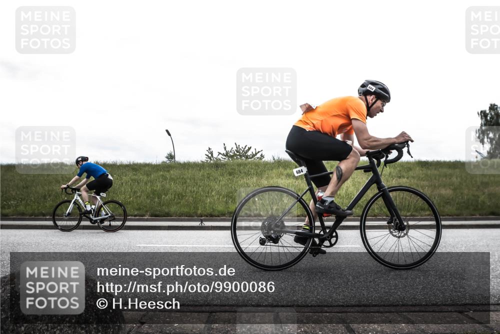 21.06.2026 - 29. Vierlanden-Triathlon H.Heesch http://msf.ph/oto/9900086 21.06.2026 11:58:16 Radfahren 629, 670, 684, 782, 800 meine-sportfotos.de