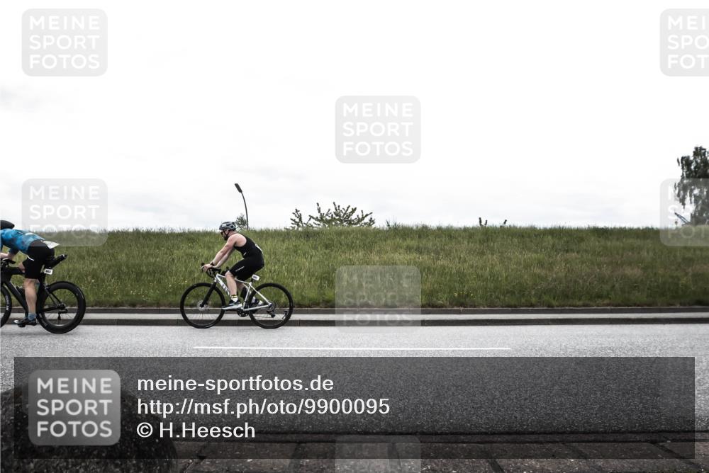 21.06.2026 - 29. Vierlanden-Triathlon H.Heesch http://msf.ph/oto/9900095 21.06.2026 11:58:50 Radfahren 224, 257, 653, 692, 902 meine-sportfotos.de