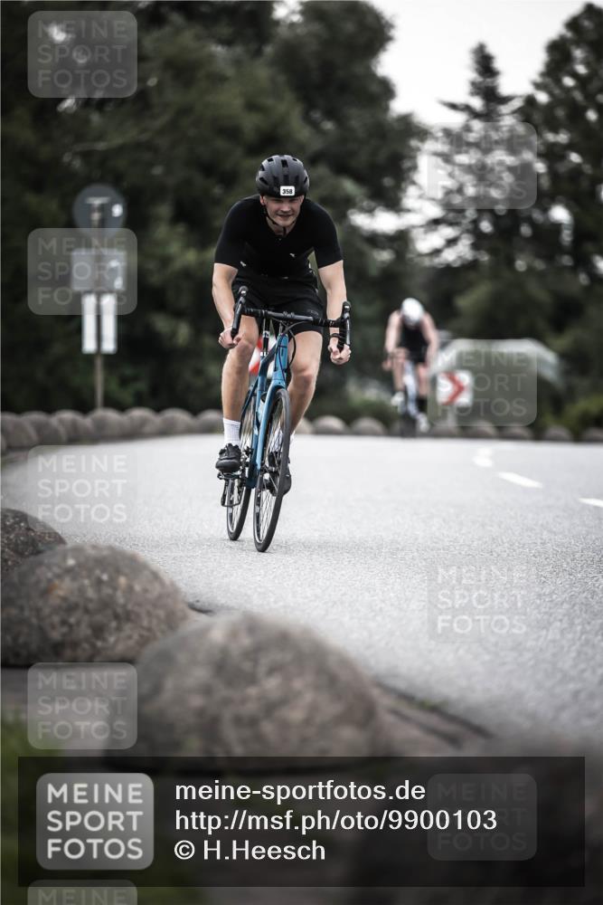 21.06.2026 - 29. Vierlanden-Triathlon H.Heesch http://msf.ph/oto/9900103 21.06.2026 10:08:36 Radfahren 82, 173, 358 meine-sportfotos.de