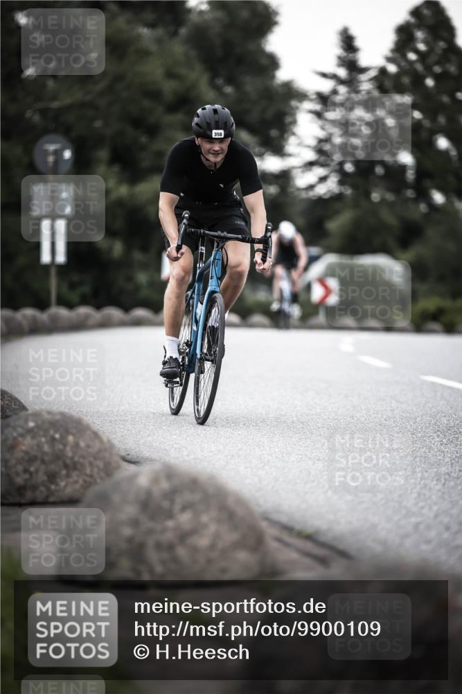 21.06.2026 - 29. Vierlanden-Triathlon H.Heesch http://msf.ph/oto/9900109 21.06.2026 10:08:36 Radfahren 82, 173, 358 meine-sportfotos.de