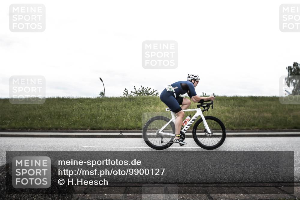 21.06.2026 - 29. Vierlanden-Triathlon H.Heesch http://msf.ph/oto/9900127 21.06.2026 11:59:25 Radfahren 271, 735, 845 meine-sportfotos.de