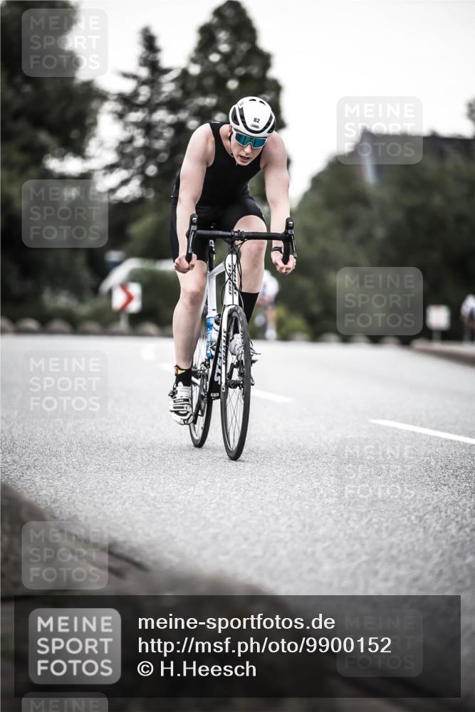 21.06.2026 - 29. Vierlanden-Triathlon H.Heesch http://msf.ph/oto/9900152 21.06.2026 10:08:40 Radfahren 82, 212, 277, 358 meine-sportfotos.de