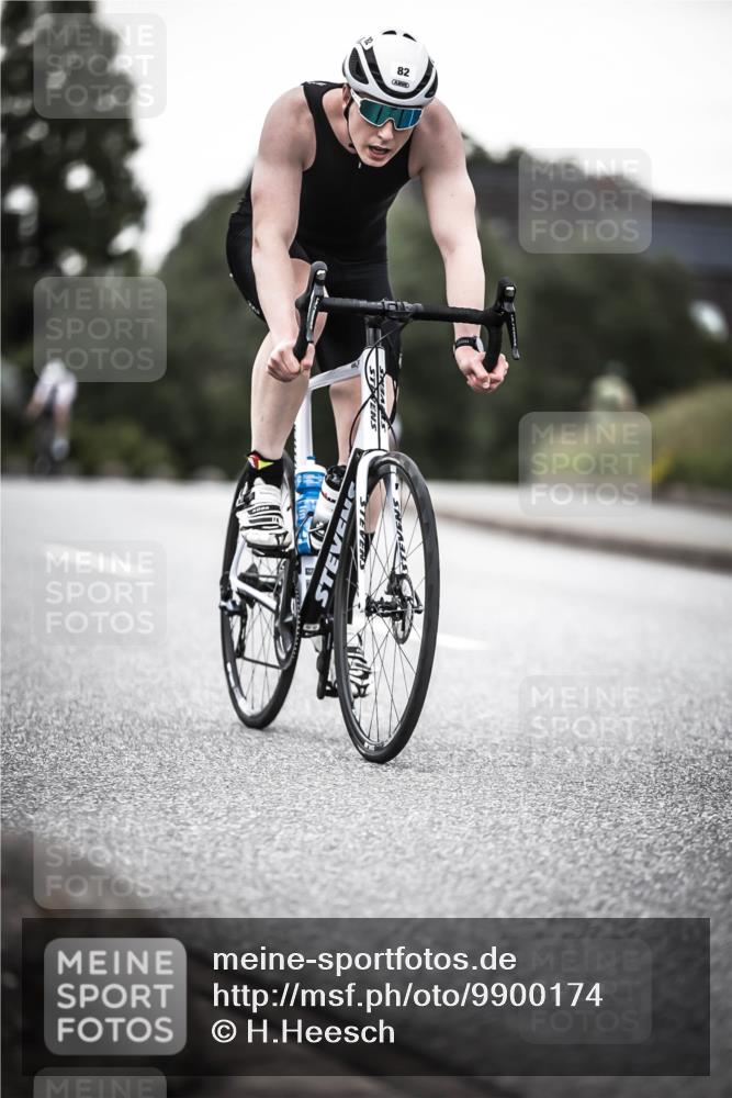 21.06.2026 - 29. Vierlanden-Triathlon H.Heesch http://msf.ph/oto/9900174 21.06.2026 10:08:41 Radfahren 82, 212, 277 meine-sportfotos.de