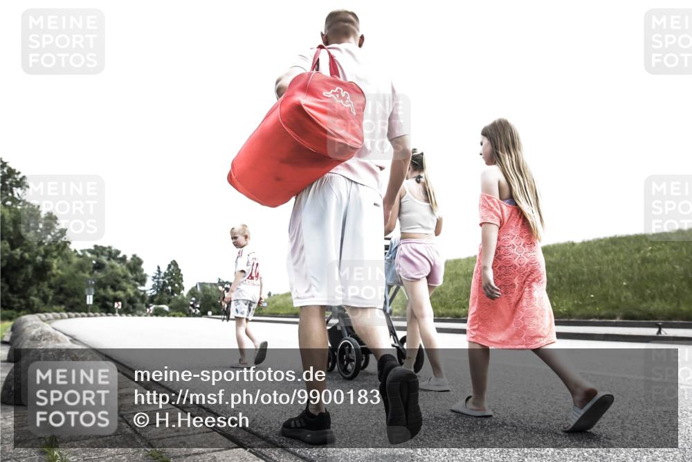 21.06.2026 - 29. Vierlanden-Triathlon H.Heesch http://msf.ph/oto/9900183 21.06.2026 12:48:05 Radfahren 895 meine-sportfotos.de