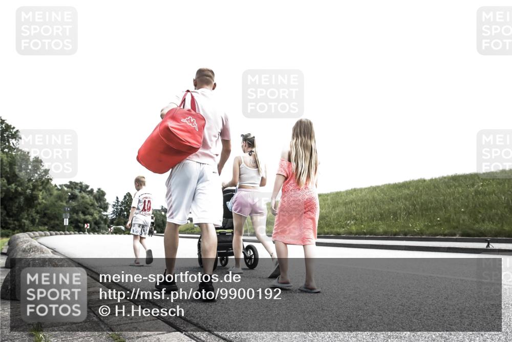 21.06.2026 - 29. Vierlanden-Triathlon H.Heesch http://msf.ph/oto/9900192 21.06.2026 12:48:06 Radfahren 895 meine-sportfotos.de