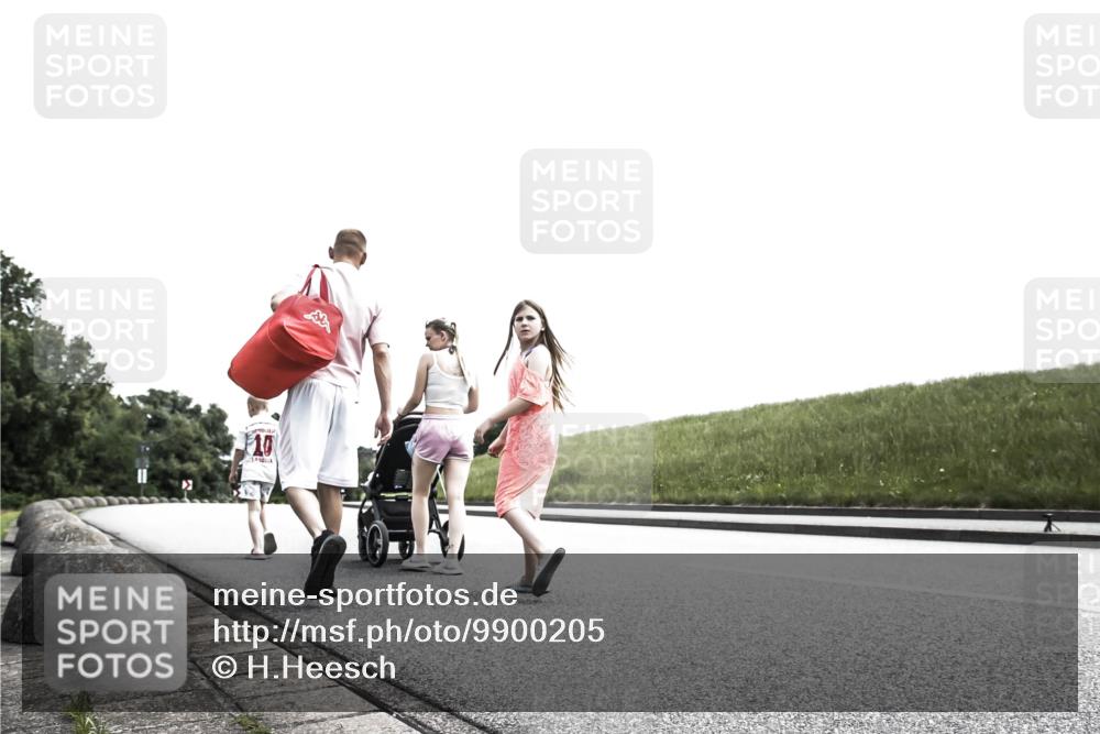 21.06.2026 - 29. Vierlanden-Triathlon H.Heesch http://msf.ph/oto/9900205 21.06.2026 12:48:06 Radfahren 895 meine-sportfotos.de