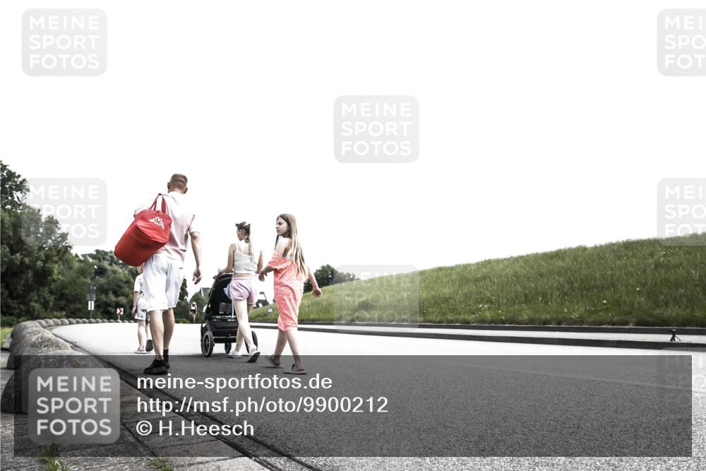 21.06.2026 - 29. Vierlanden-Triathlon H.Heesch http://msf.ph/oto/9900212 21.06.2026 12:48:07 Radfahren 895 meine-sportfotos.de