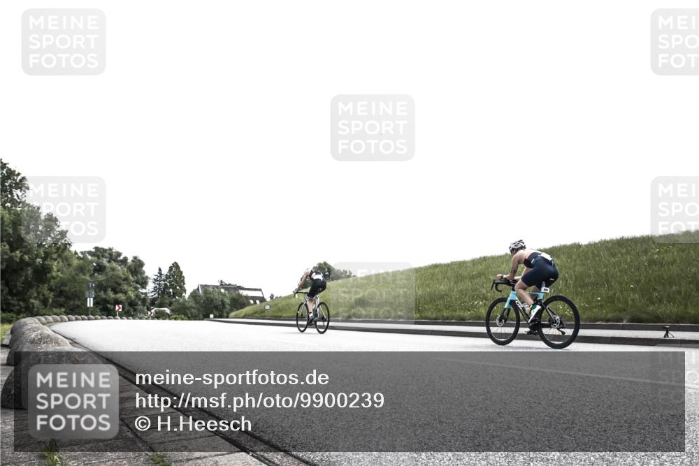 21.06.2026 - 29. Vierlanden-Triathlon H.Heesch http://msf.ph/oto/9900239 21.06.2026 12:50:52 Radfahren  meine-sportfotos.de