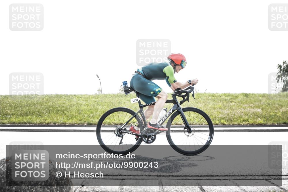 21.06.2026 - 29. Vierlanden-Triathlon H.Heesch http://msf.ph/oto/9900243 21.06.2026 13:05:17 Radfahren 1030, 1036, 1071 meine-sportfotos.de