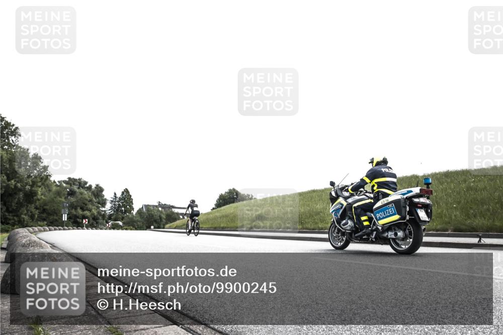 21.06.2026 - 29. Vierlanden-Triathlon H.Heesch http://msf.ph/oto/9900245 21.06.2026 12:51:27 Radfahren  meine-sportfotos.de