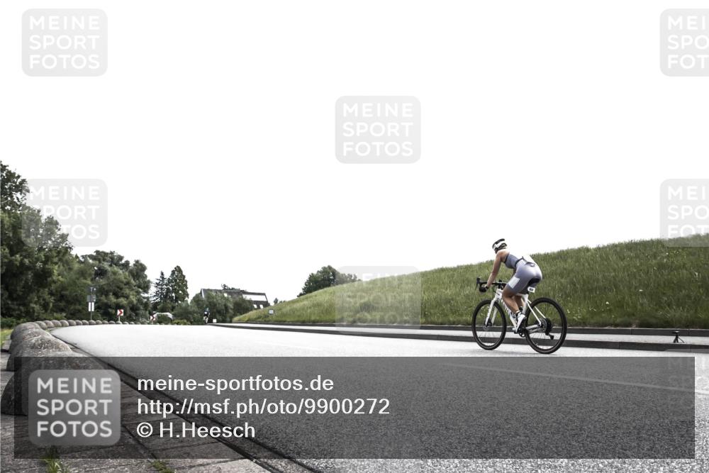 21.06.2026 - 29. Vierlanden-Triathlon H.Heesch http://msf.ph/oto/9900272 21.06.2026 12:52:49 Radfahren  meine-sportfotos.de
