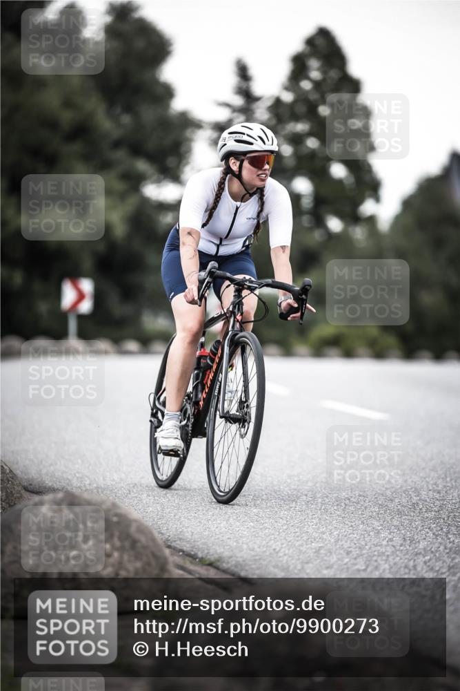 21.06.2026 - 29. Vierlanden-Triathlon H.Heesch http://msf.ph/oto/9900273 21.06.2026 10:08:51 Radfahren 30, 269, 277 meine-sportfotos.de