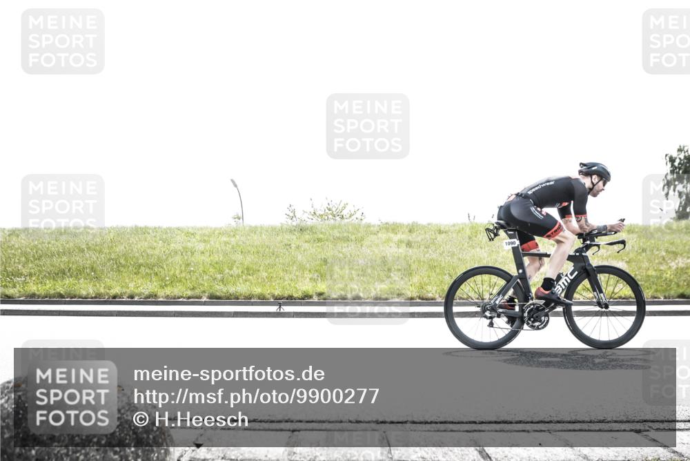 21.06.2026 - 29. Vierlanden-Triathlon H.Heesch http://msf.ph/oto/9900277 21.06.2026 13:07:11 Radfahren 1078, 1090 meine-sportfotos.de