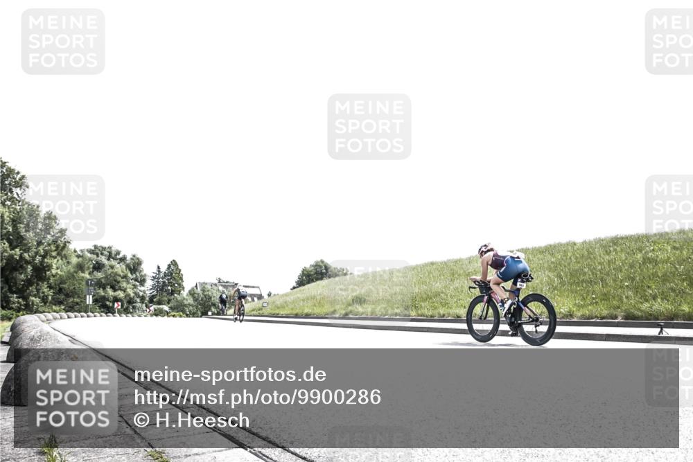 21.06.2026 - 29. Vierlanden-Triathlon H.Heesch http://msf.ph/oto/9900286 21.06.2026 12:57:29 Radfahren 1000, 1017 meine-sportfotos.de