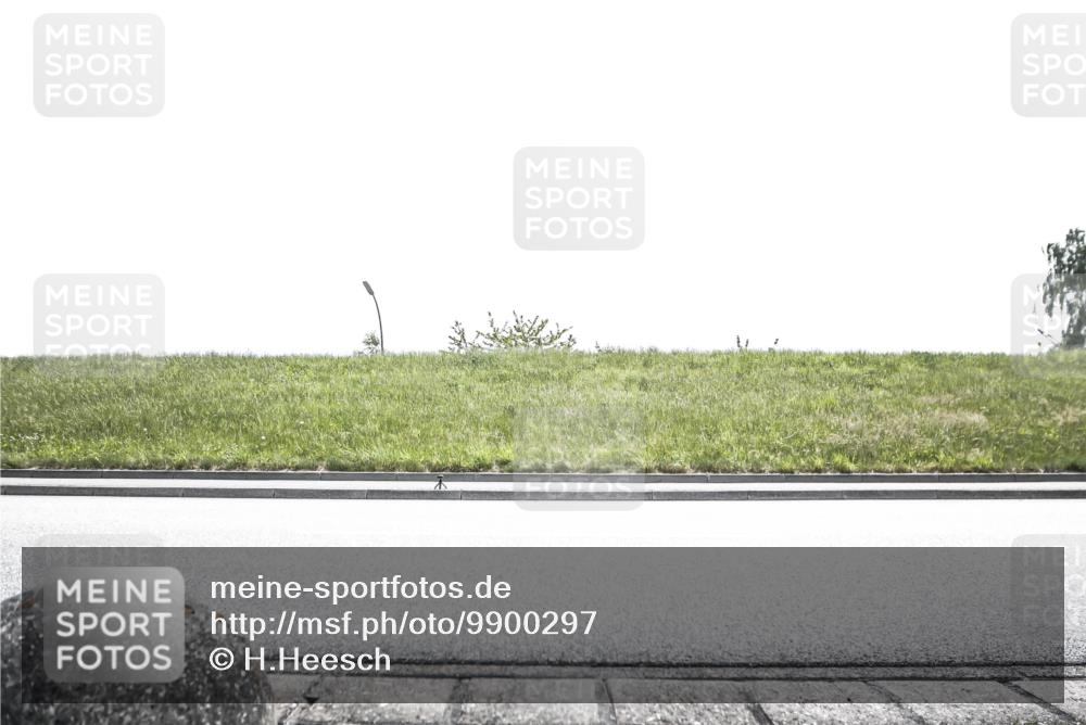 21.06.2026 - 29. Vierlanden-Triathlon H.Heesch http://msf.ph/oto/9900297 21.06.2026 13:10:32 Radfahren  meine-sportfotos.de