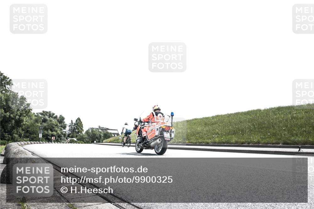 21.06.2026 - 29. Vierlanden-Triathlon H.Heesch http://msf.ph/oto/9900325 21.06.2026 12:58:29 Radfahren  meine-sportfotos.de