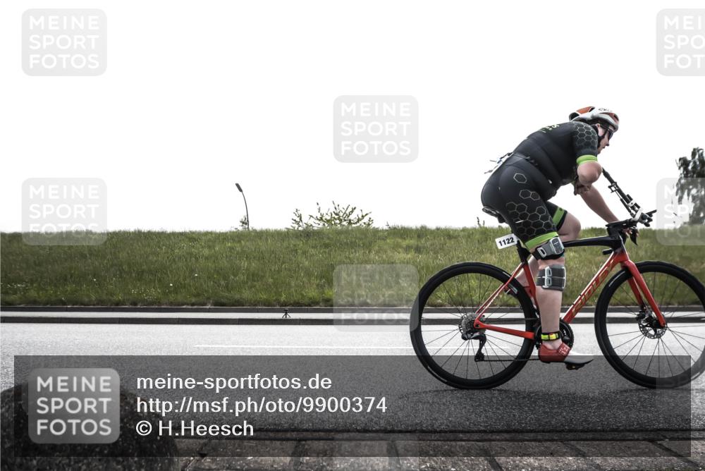 21.06.2026 - 29. Vierlanden-Triathlon H.Heesch http://msf.ph/oto/9900374 21.06.2026 13:18:19 Radfahren 1122, 1136, 1150 meine-sportfotos.de