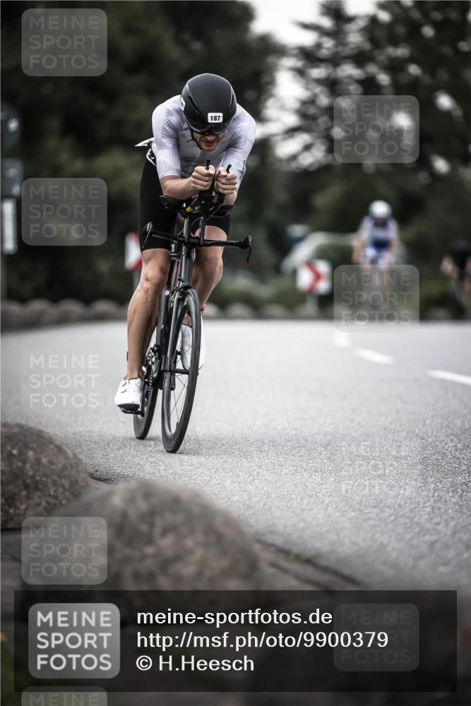 21.06.2026 - 29. Vierlanden-Triathlon H.Heesch http://msf.ph/oto/9900379 21.06.2026 10:09:18 Radfahren 25, 153, 187, 191, 303 meine-sportfotos.de