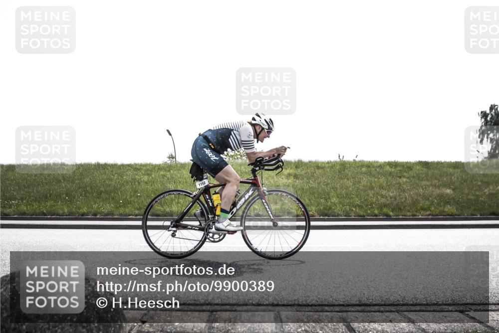 21.06.2026 - 29. Vierlanden-Triathlon H.Heesch http://msf.ph/oto/9900389 21.06.2026 13:19:26 Radfahren 1152, 1166 meine-sportfotos.de