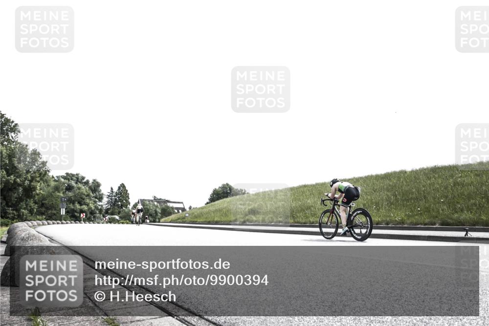 21.06.2026 - 29. Vierlanden-Triathlon H.Heesch http://msf.ph/oto/9900394 21.06.2026 13:01:45 Radfahren 1020 meine-sportfotos.de