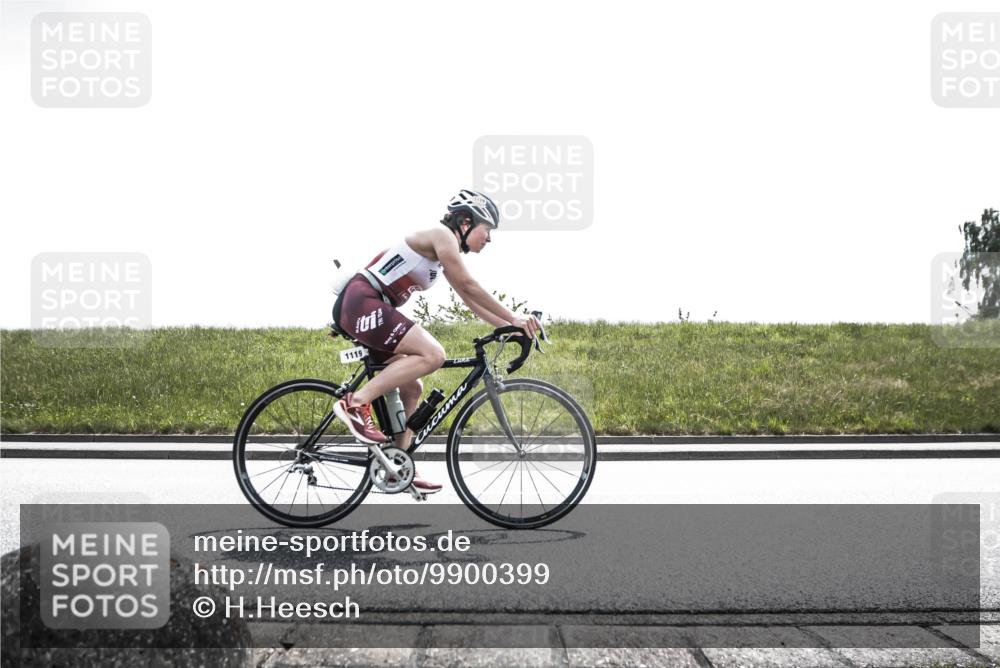 21.06.2026 - 29. Vierlanden-Triathlon H.Heesch http://msf.ph/oto/9900399 21.06.2026 13:20:45 Radfahren 1106, 1119, 1144, 1163 meine-sportfotos.de