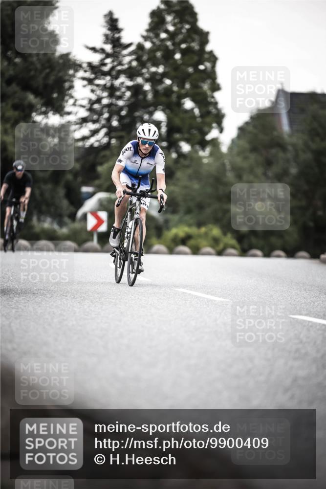 21.06.2026 - 29. Vierlanden-Triathlon H.Heesch http://msf.ph/oto/9900409 21.06.2026 10:09:21 Radfahren 25, 153, 187, 191, 303 meine-sportfotos.de