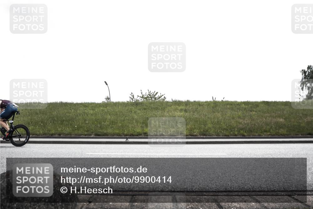 21.06.2026 - 29. Vierlanden-Triathlon H.Heesch http://msf.ph/oto/9900414 21.06.2026 13:23:51 Radfahren 1047, 1065 meine-sportfotos.de